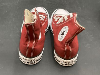 CONVERSE, modèle CHUCK TAYLOR ALL STAR,pointure...