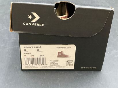 CONVERSE, modèle CHUCK TAYLOR ALL STAR,pointure...