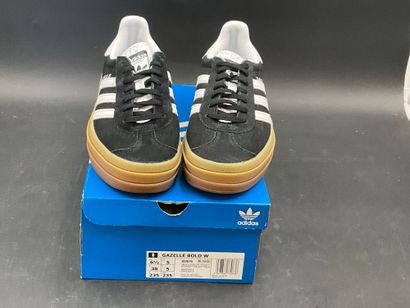 ADIDAS, modèle GAZELLE BOLD W, pointure 38,...