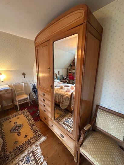 Vente en 1 lot comprenant 3 chambres et 1...