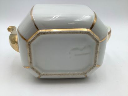 Porcelaine de Paris et divers, regroupement...