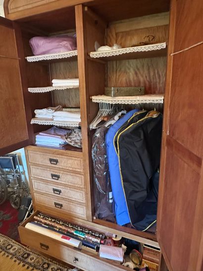 Vente en 1 lot comprenant 3 chambres et 1...