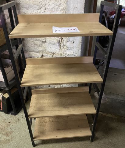 Étagère moderne en métal et bois et à 4 niveaux...