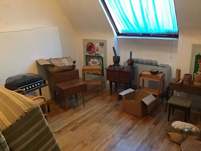 Vente en un lot du mobilier d'une maison...