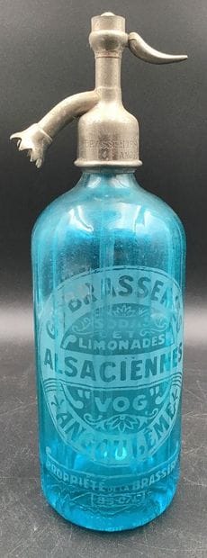 Siphon à eau de Seltz en ouraline bleue turquoise.
«Desgrandes...