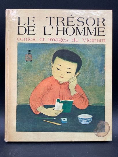 Regroupement d’un livre et de 3 Bandes dessinées.
-...