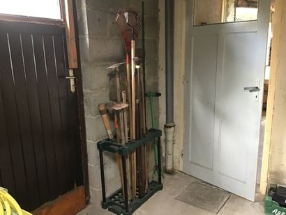 Vente en un lot du mobilier d'une maison...