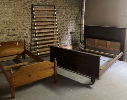Fonds de grenier au 1er étage, facile d’accès,...