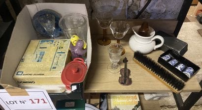 Petit lot varia de brocante en l’état, et...
