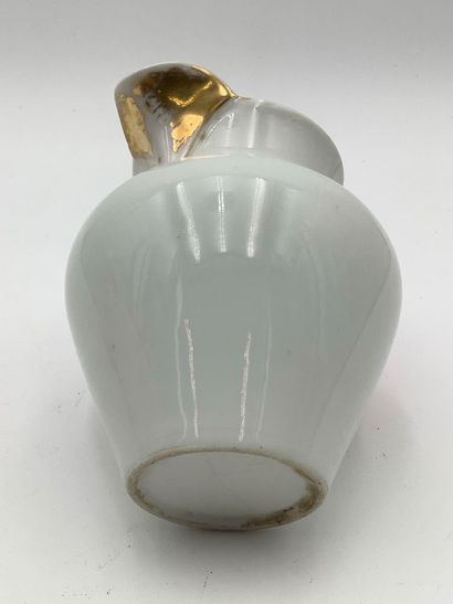Porcelaine de Paris et divers, regroupement...