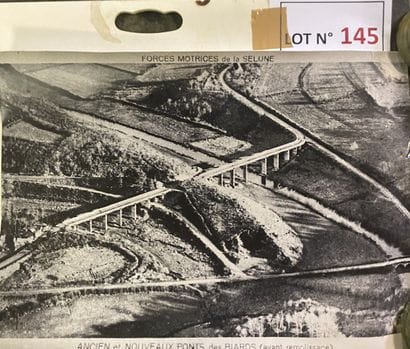 Lot: Reproduction de photo (49X32Ht) d’après...
