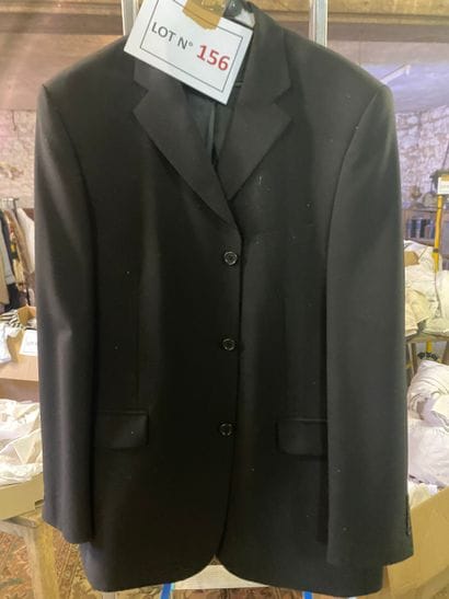 Lot de 2 vestes masculines de qualités dt...
