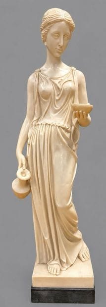 Statuette en résine représentant une déesse...
