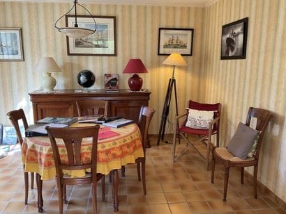 VENTE EN UN LOT – MOBILIER D’UNE MAISON
Secteur...