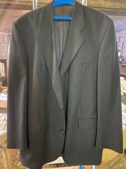 Lot de 2 vestes masculines de qualités dt...