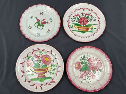 Manette de 18 assiettes dont 8 sur le thème...