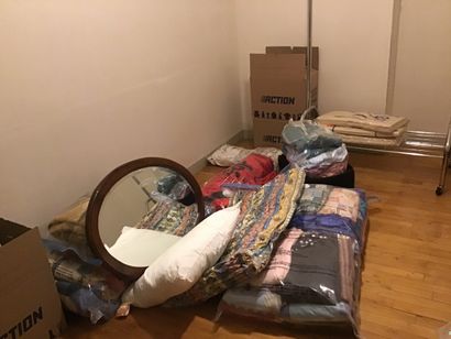 Vente en un lot du mobilier d'une maison...