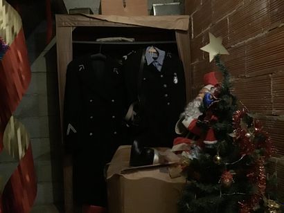 Vente en un lot du mobilier d'une maison...