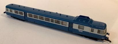 Lot de 5 trains de la marque ROCO. En l’...