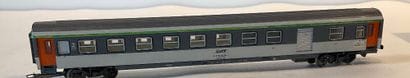 Lot de 7 wagons de la SNCF de la marque JOUEF,...