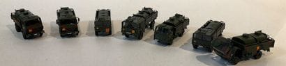 Lot de 7 camions citernes certains de marque...