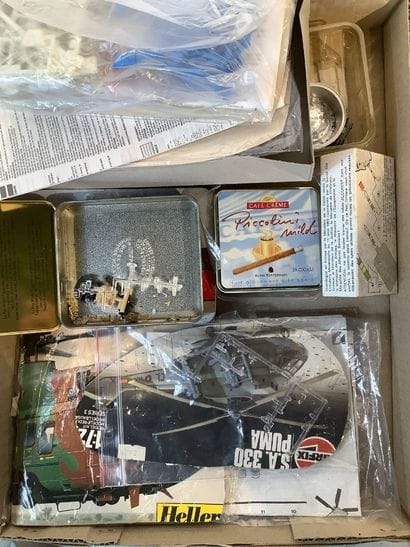 Lot de pièces de rechange et de manuel pour...