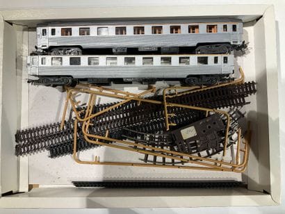 Lot de plusieurs wagons de marques ROCO,...