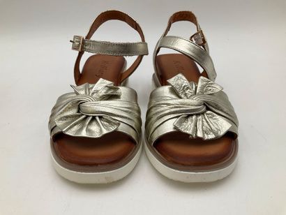 K-MARY, modèle Badaud platine , paire de...