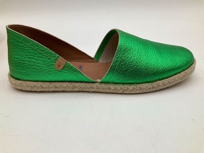 VERBENAS, modèle Carmen jungle , taille 41.
État...