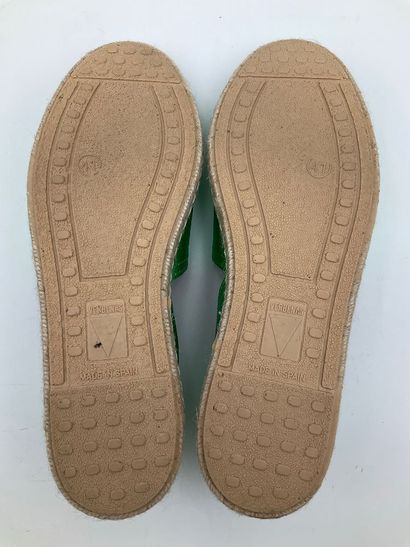 VERBENAS, modèle Carmen jungle , taille 41.
État...