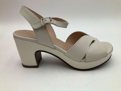 WONDERS, modèle Iseo F-5890-P, paire de sandales,...