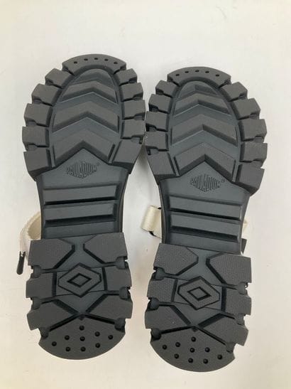 PALLADIUM, modèle Revolt sandal Army Star...