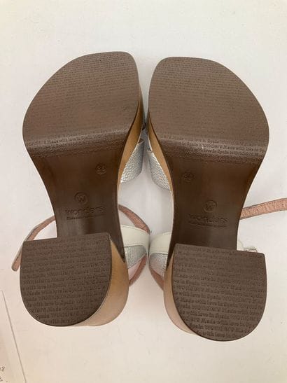 WONDERS, modèle Soraya L-1420, paire de sandales,...