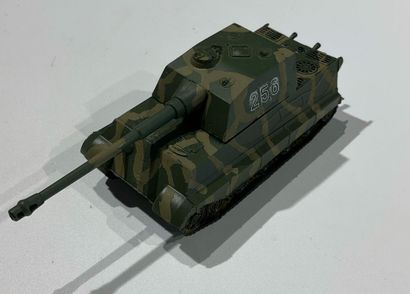 Lot de 6 tanks de l’armée allemande, de la...