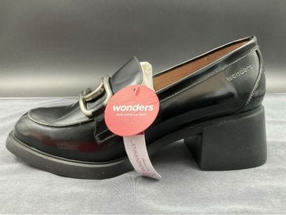 WONDER, Size 36, Kimba Régata style, black...