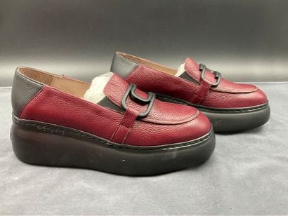 WONDERS, Size 35, Nora Wild style, burgundy...