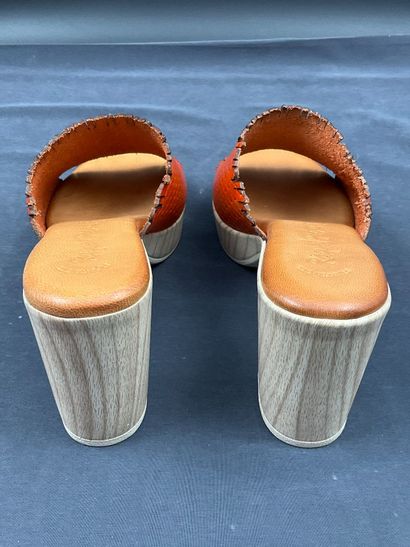 RAQUEL PEREZ, Model RAGU 02, size 37, pair...