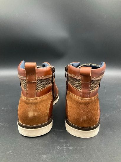 COTEMER, Calicio, leather, size 39, cognac.
Like-new...