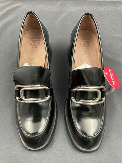 WONDER, Size 36, Kimba Régata style, black...