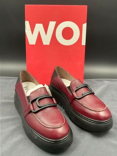 WONDERS, Size 35, Nora Wild style, burgundy...