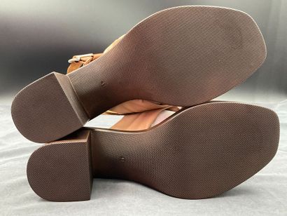 RAQUEL PEREZ, PETRONA model, size 41, pair...