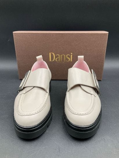 DANSI, leather, size 36, white/beige.
Like-new...