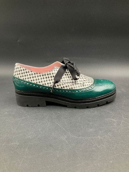 DANSI, leather, size 36, green/black.
Like-new...