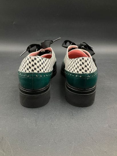 DANSI, leather, size 36, green/black.
Like-new...