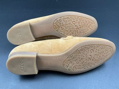 ARA, KENT moccasin, size 36.5. Camel nubuck....