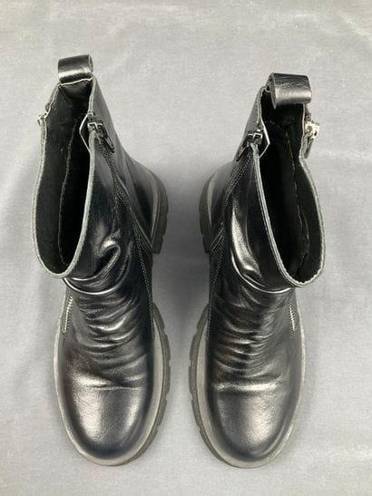 INUOVO, size 38, black zippered ankle boots,...