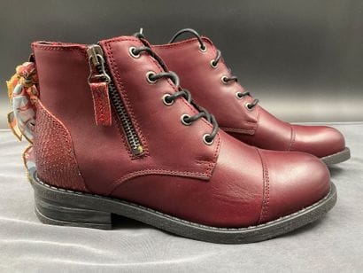 GOODSTEP, size 35, Velvet style, burgundy...