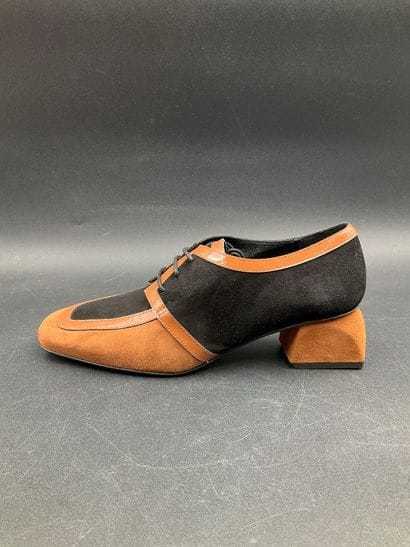 DANSI, leather, size 40, black/brown.
Like-new...