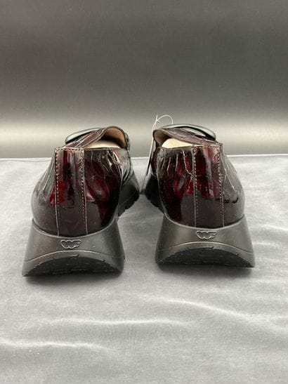 WONDERS, Size 41, Barbun model, dark red...
