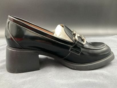 WONDER, Size 36, Kimba Régata style, black...